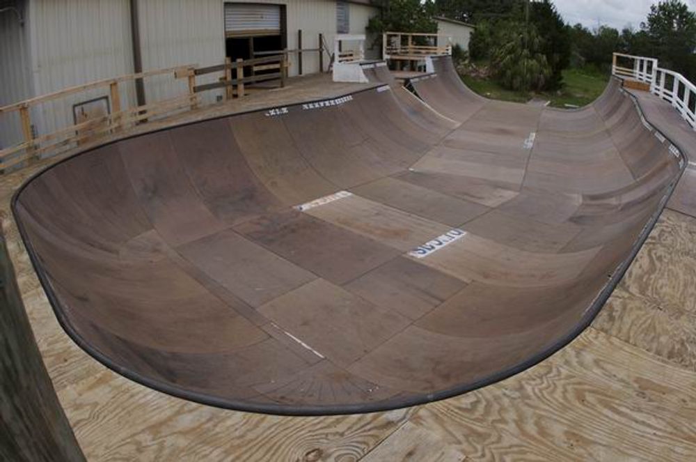 RE: Shit I would like to skate.
