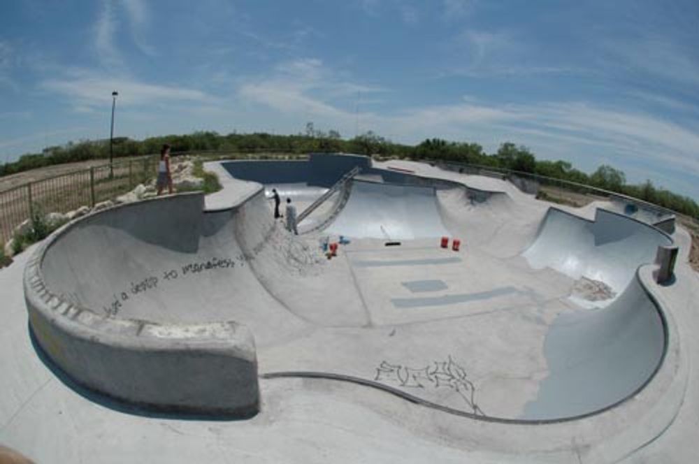 RE: Shit I would like to skate.