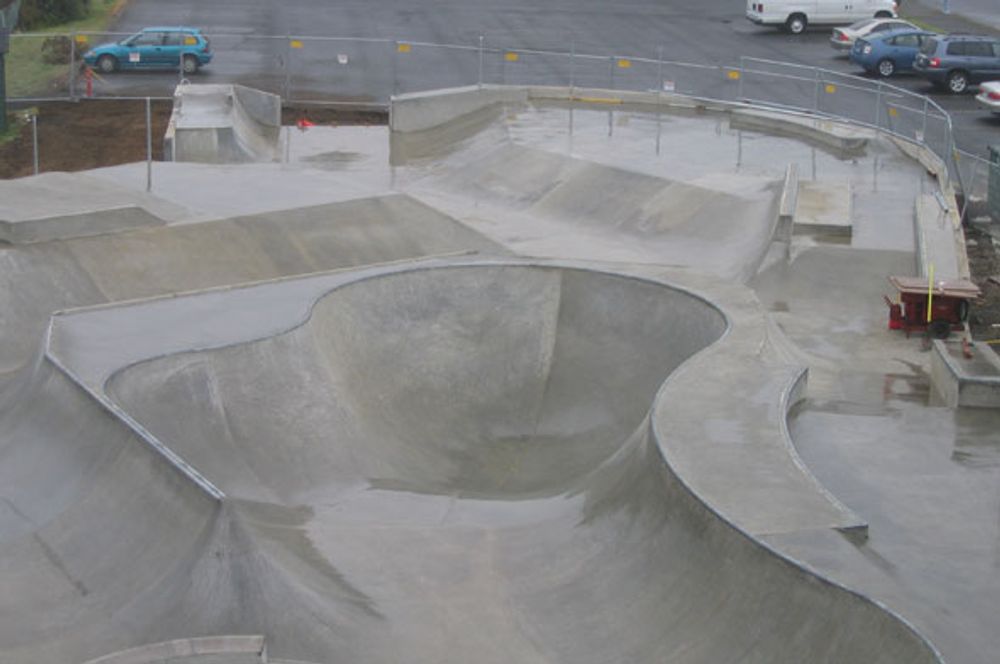RE: Shit I would like to skate.