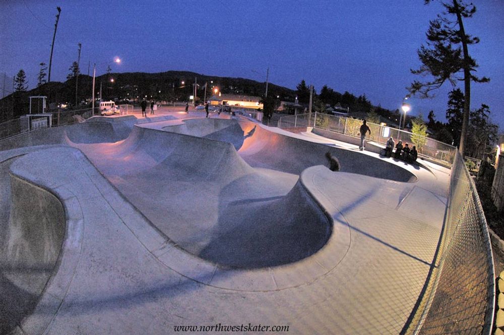 RE: Shit I would like to skate.