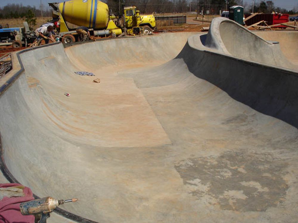 RE: Shit I would like to skate.