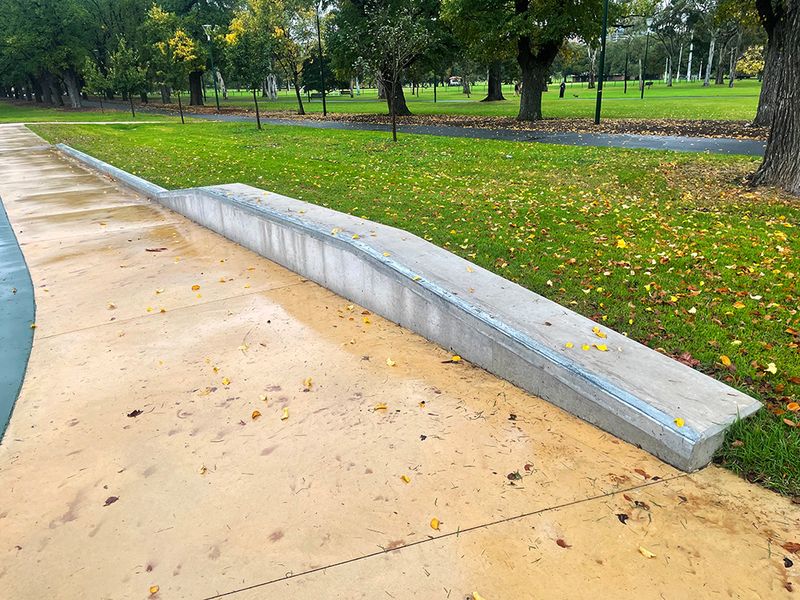 Fawkner Park Plaza Thing