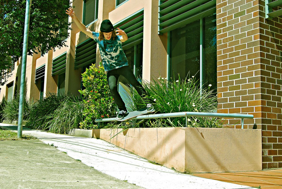 Blue Bar skate spot