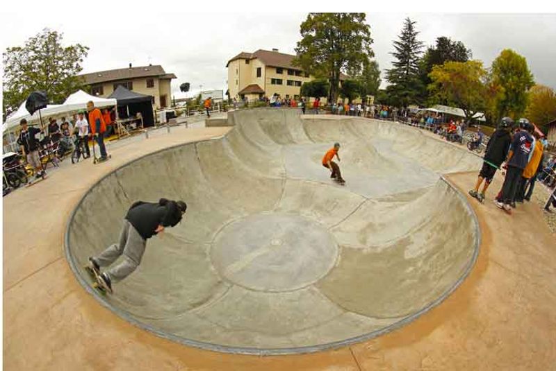 Fillinges Bowl