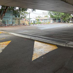 Old Fish Market Curbs 