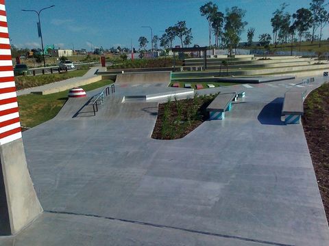 Flagstone Plaza photo 5