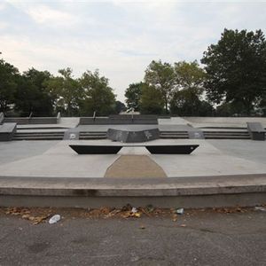 Maloof Plaza Flushing Mea