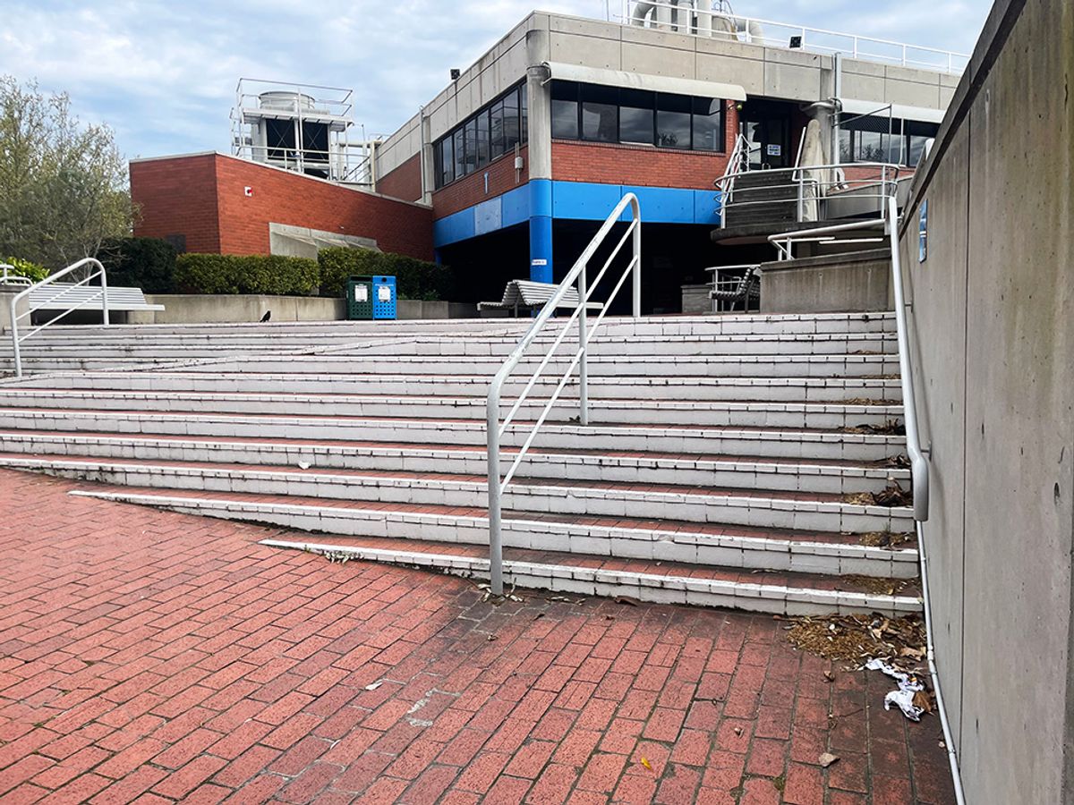 Tafe White Rail skate spot