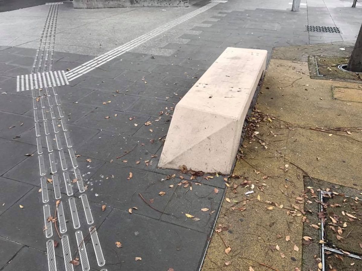 Droop St Ledge skate spot