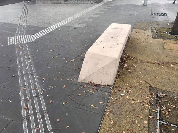 Droop St Ledge