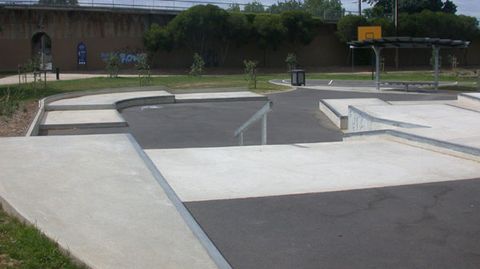 Forestville photo 4