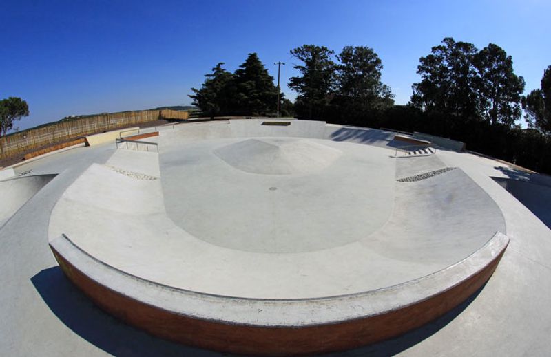 Fos Sur Mer Skatepark