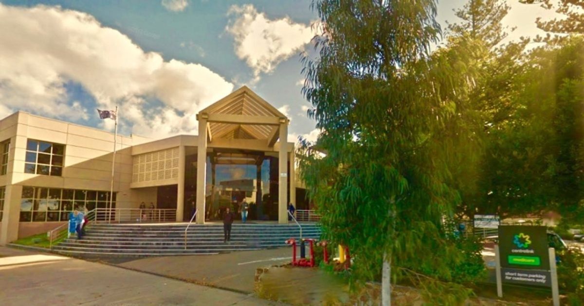 Frankston Centrelink skate spot