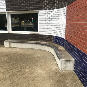 Fitzy Curved Ledge 2