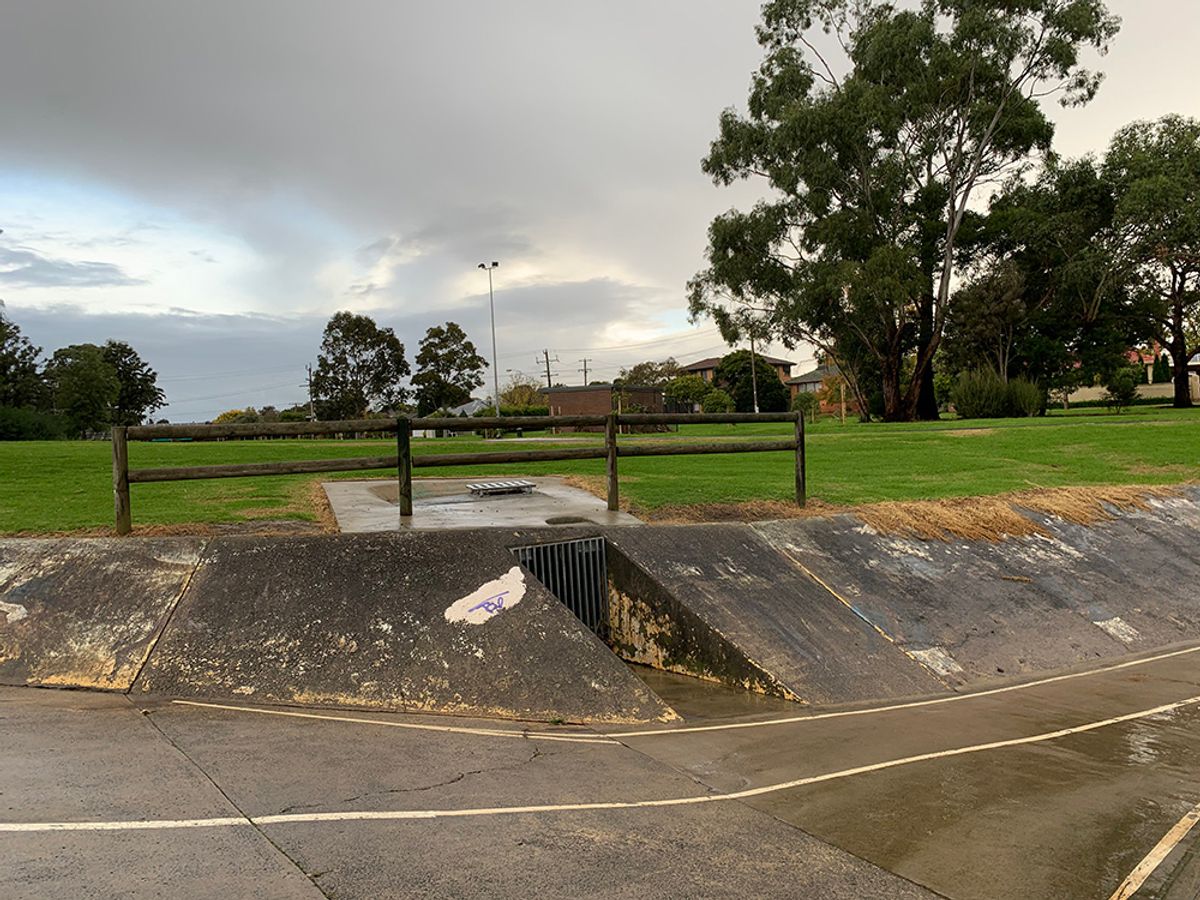 Fairpark Bank skate spot