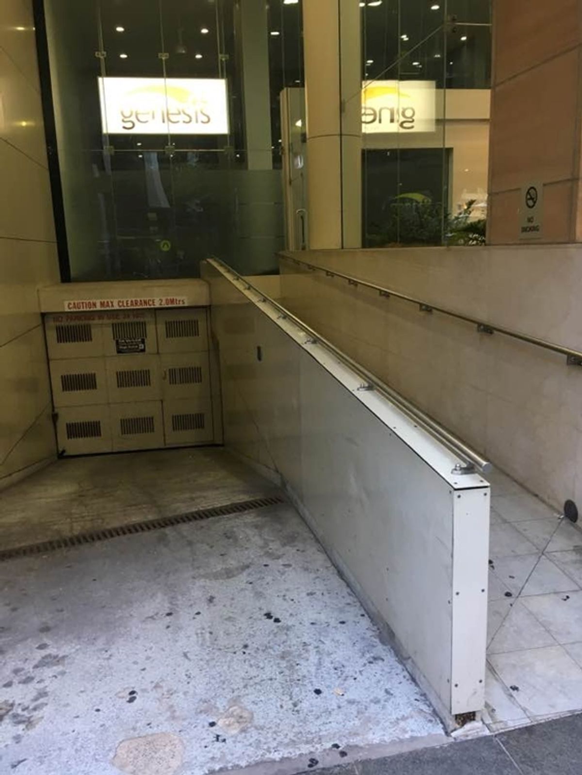 Genesis Rail skate spot