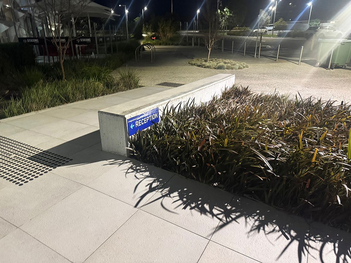 Gen U Ledge skate spot