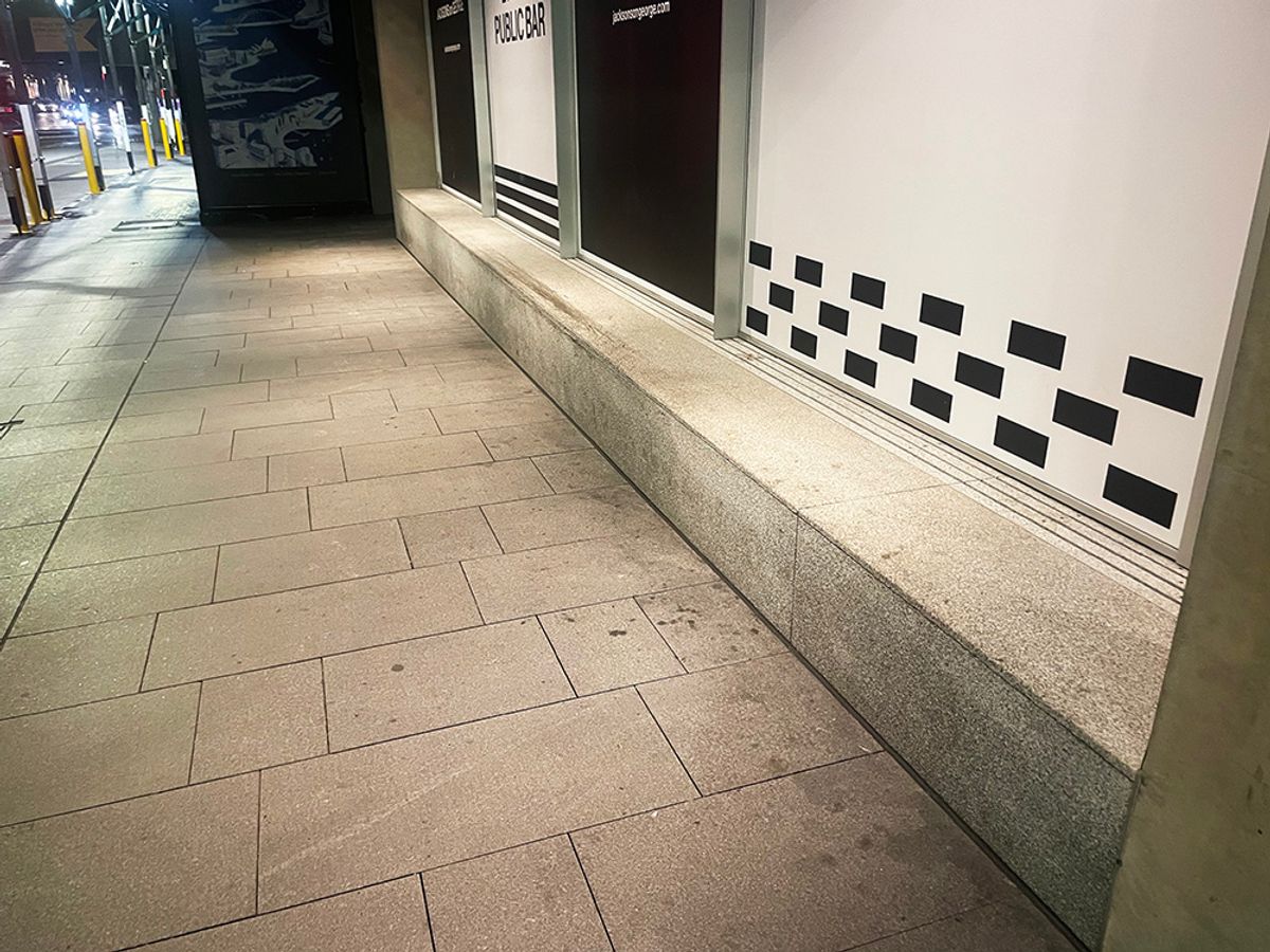 George St Ledge skate spot