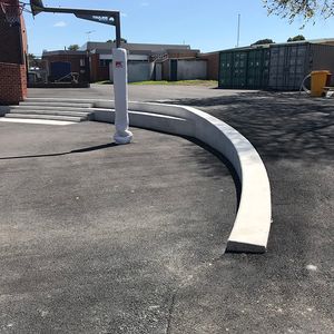 G High Curved Ledge