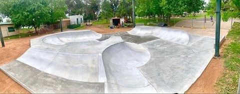 Gilgandra Skate Park photo 5