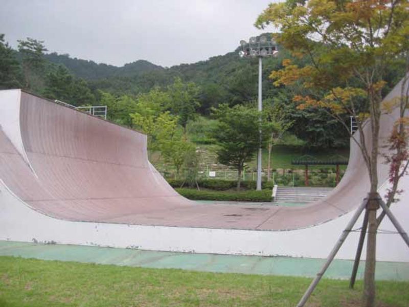 Gimhae Skatepark