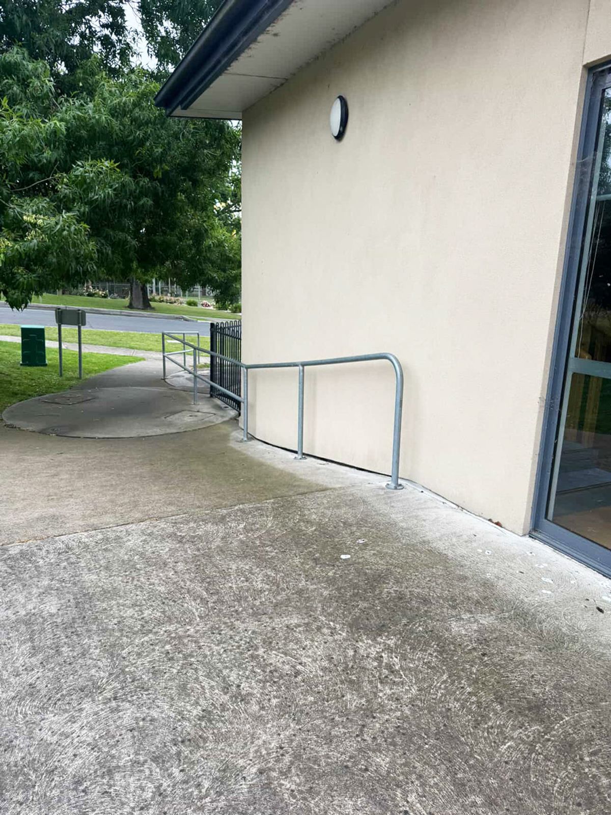 Lyell Rail skate spot