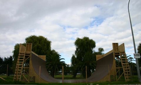 Gisborne Vert Ramp photo 2