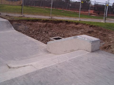 Gladstone Park Skatepark photo 4