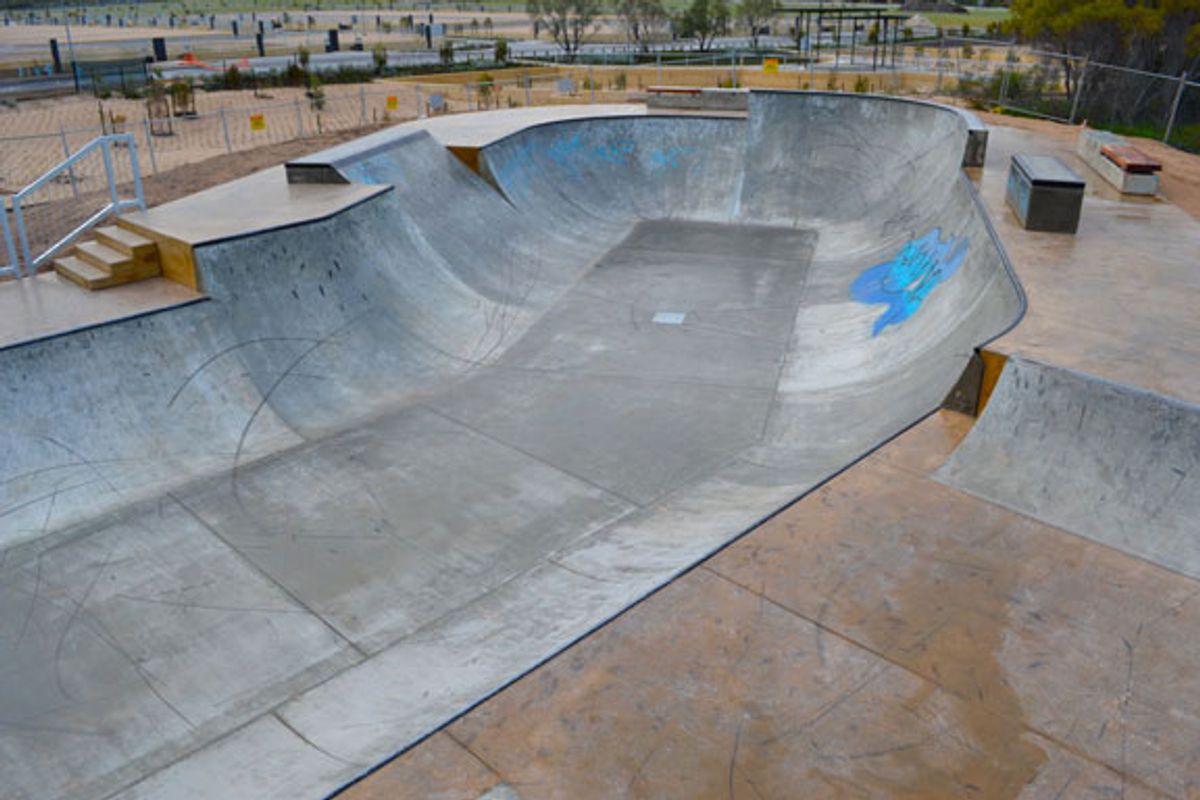 Golden Bay Mini Ramp skatepark