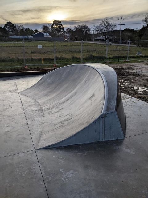 Gordon Skatepark photo 2