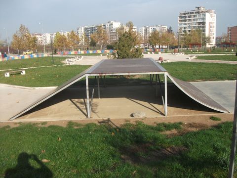 Gorna Oryahovitza Skatepark photo 4