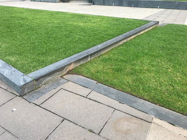 Grass Curb