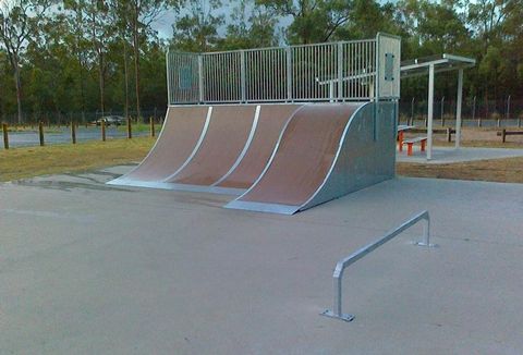 Greenbank Rhino Skatepark photo 3