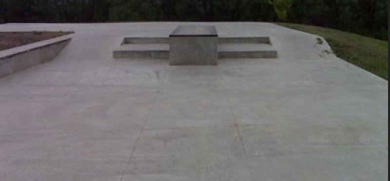 Peach Skate Plaza