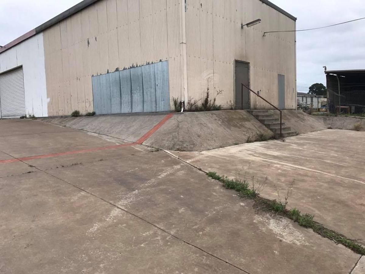 Greta St Bank skate spot