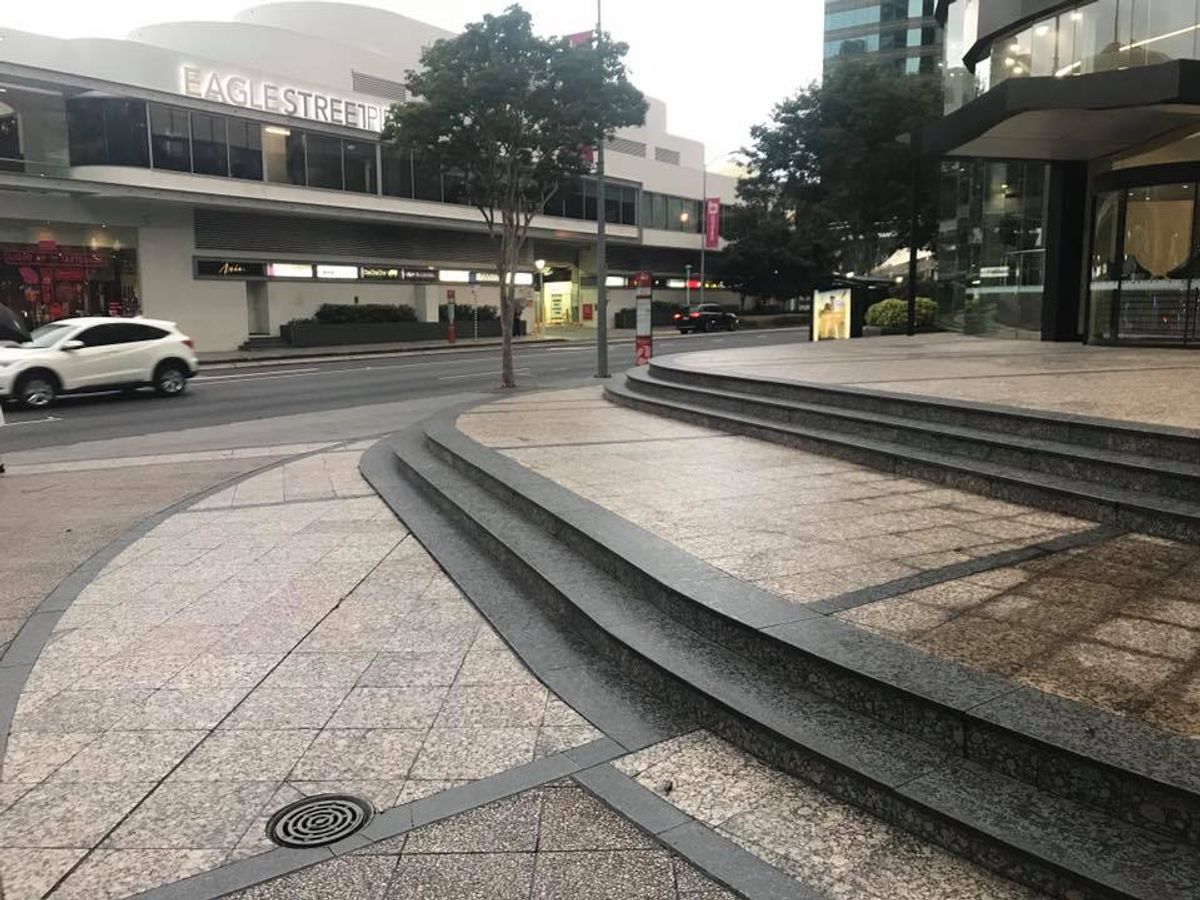 Eagle Double skate spot
