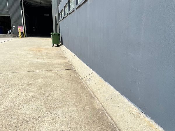 Grey Wall Banger