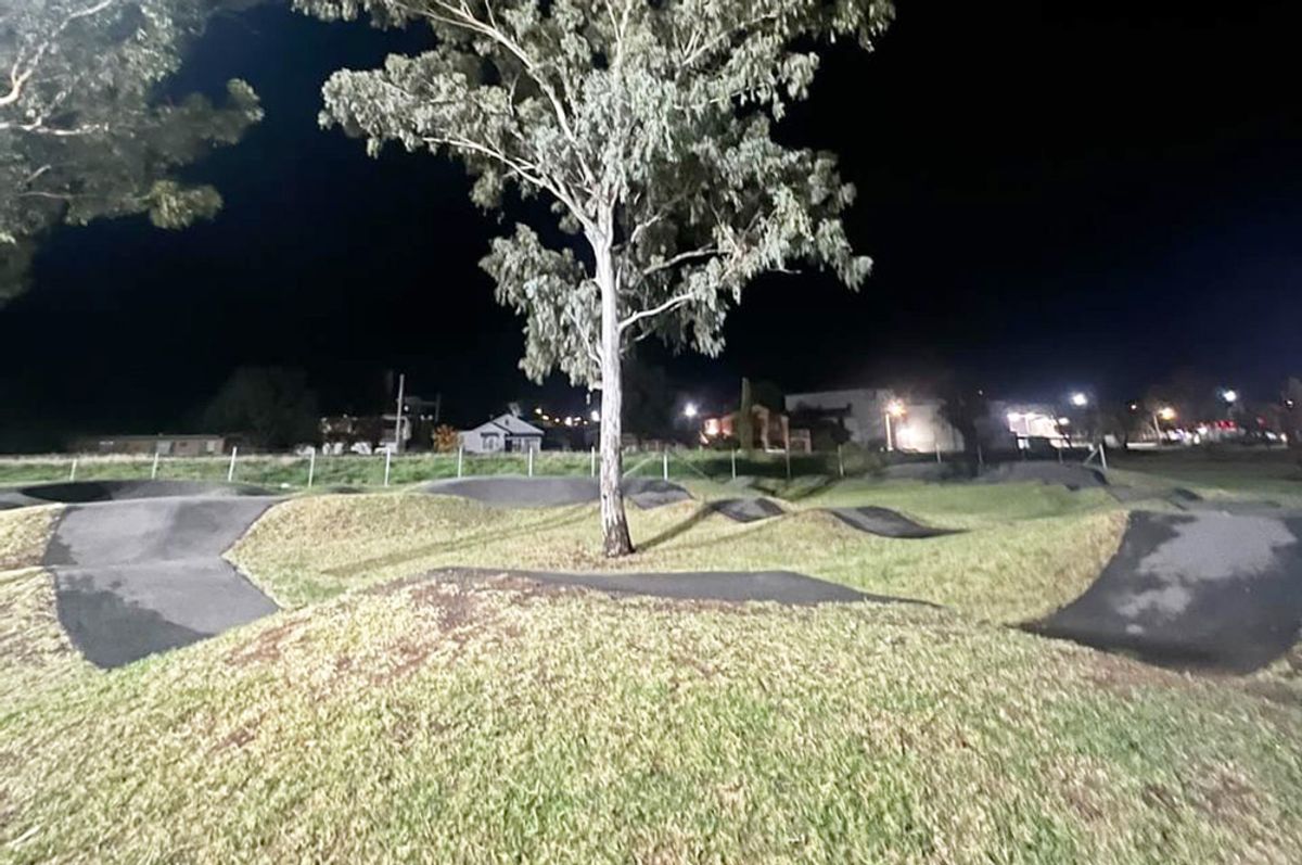 Griffith Pump Track skatepark