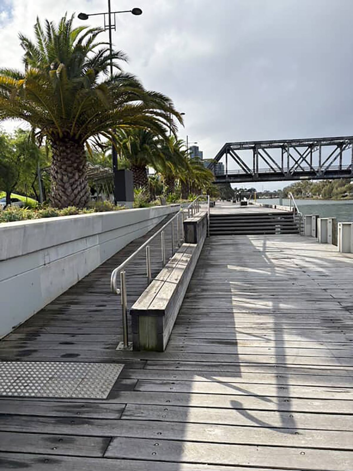 Grimes Rail skate spot