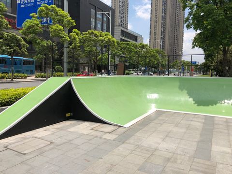 Gulian Middle Road Skate Park photo 3