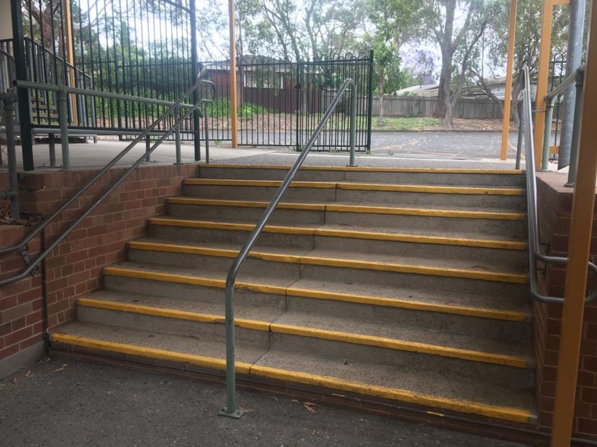 Gymea North Rail skate spot