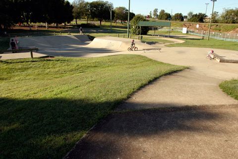 Nelson Park Skatepark photo 10