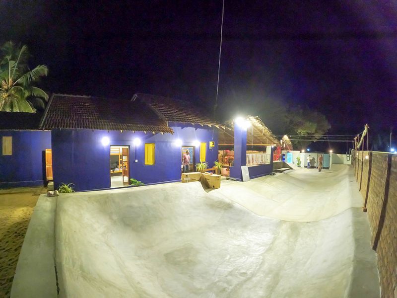 Hang Ten Hostel Park 