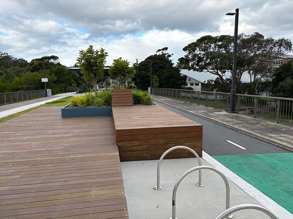 Hawthorne Canal