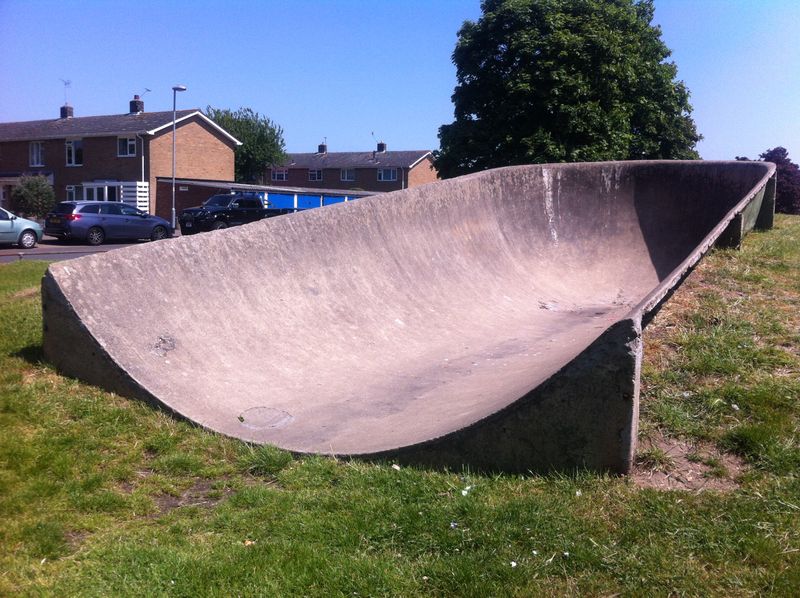Heartsease Bowl