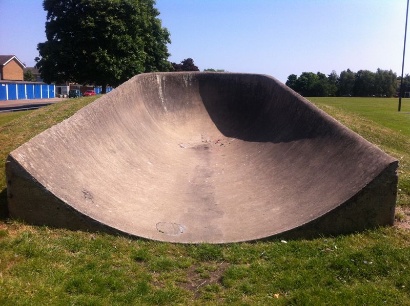 Heartsease Bowl