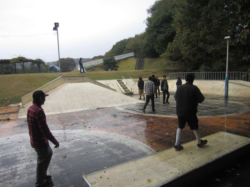 Higashikomoro Skatepark