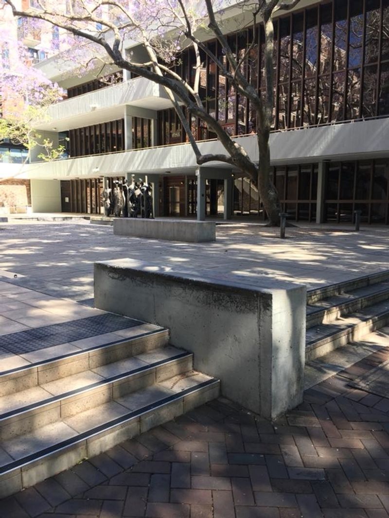 High St Ledge 