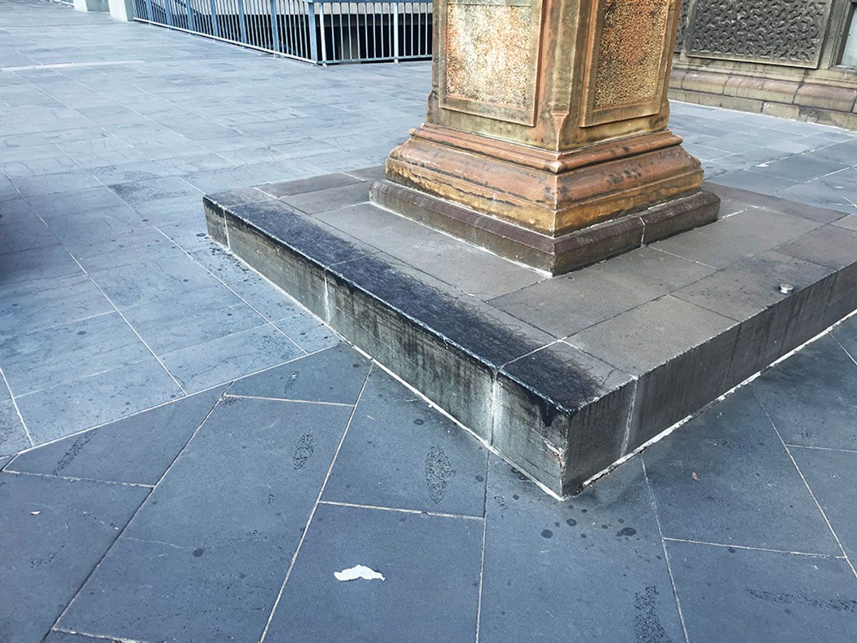 Higinbotham Ledge skate spot