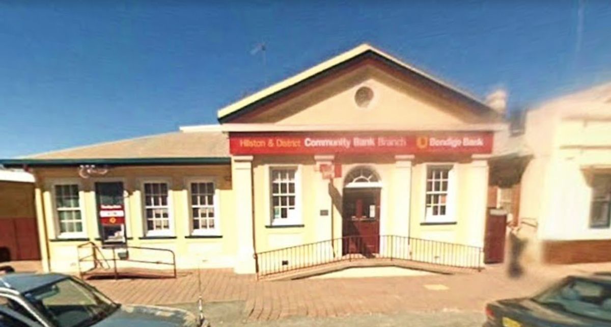 Hillston Bump to Bar skate spot